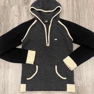 Helly Hansen Charcoal and Beige Pullover